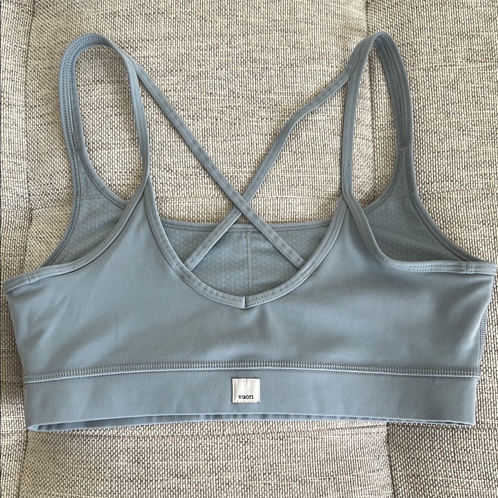 Vuori Mindset Bra in Light Cloud
